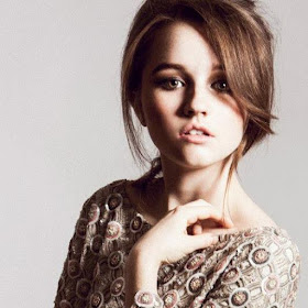 Kaitlyn dever hot pics