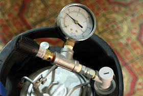 Spunding valve in action on a previous batch.