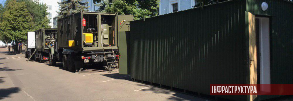 Зеленському презентували експериментальні модулі-контейнери для військових