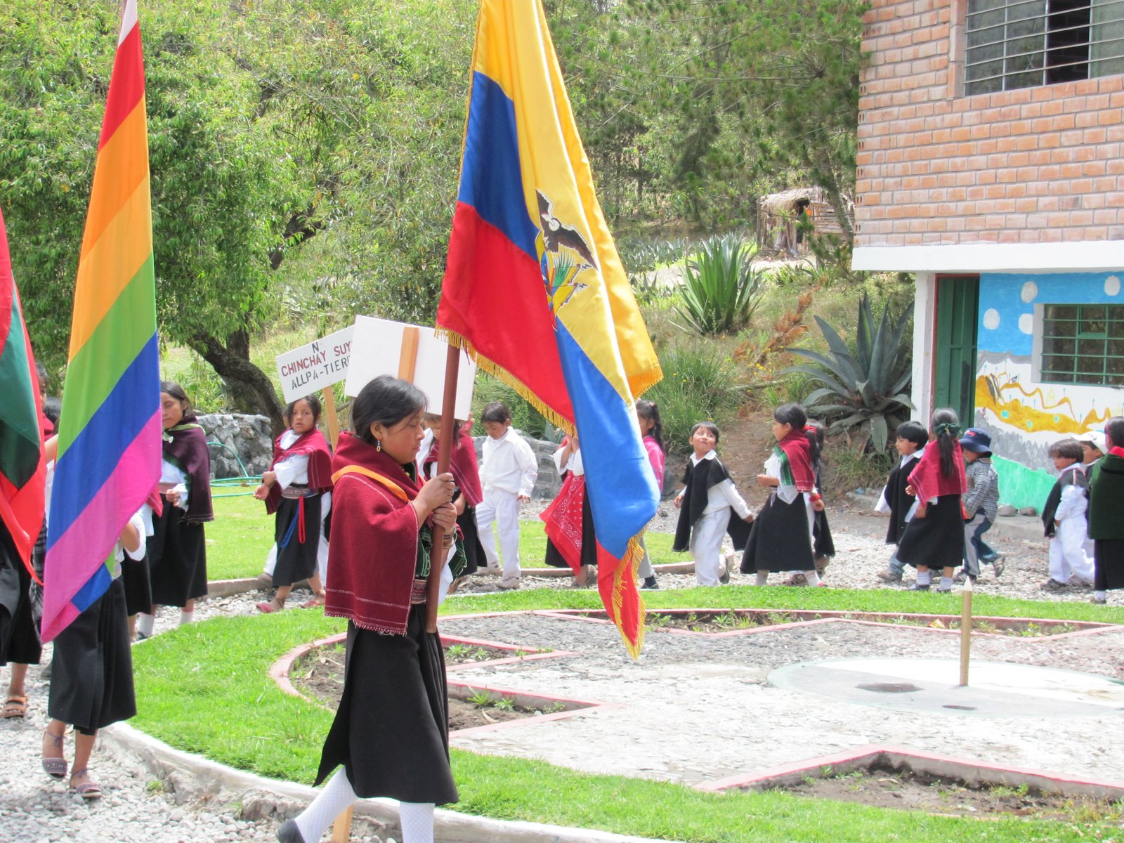 Sumak Kawsay Yachay (SKY) / Escuela Katitawa