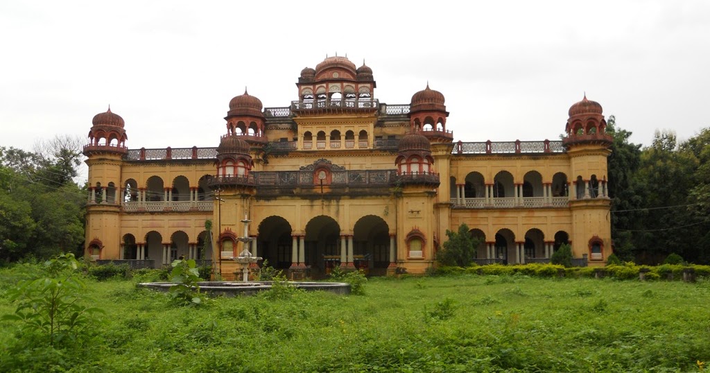 Orissa Tourism Places : An Inside View: Sailashree Palace - Balangir ...