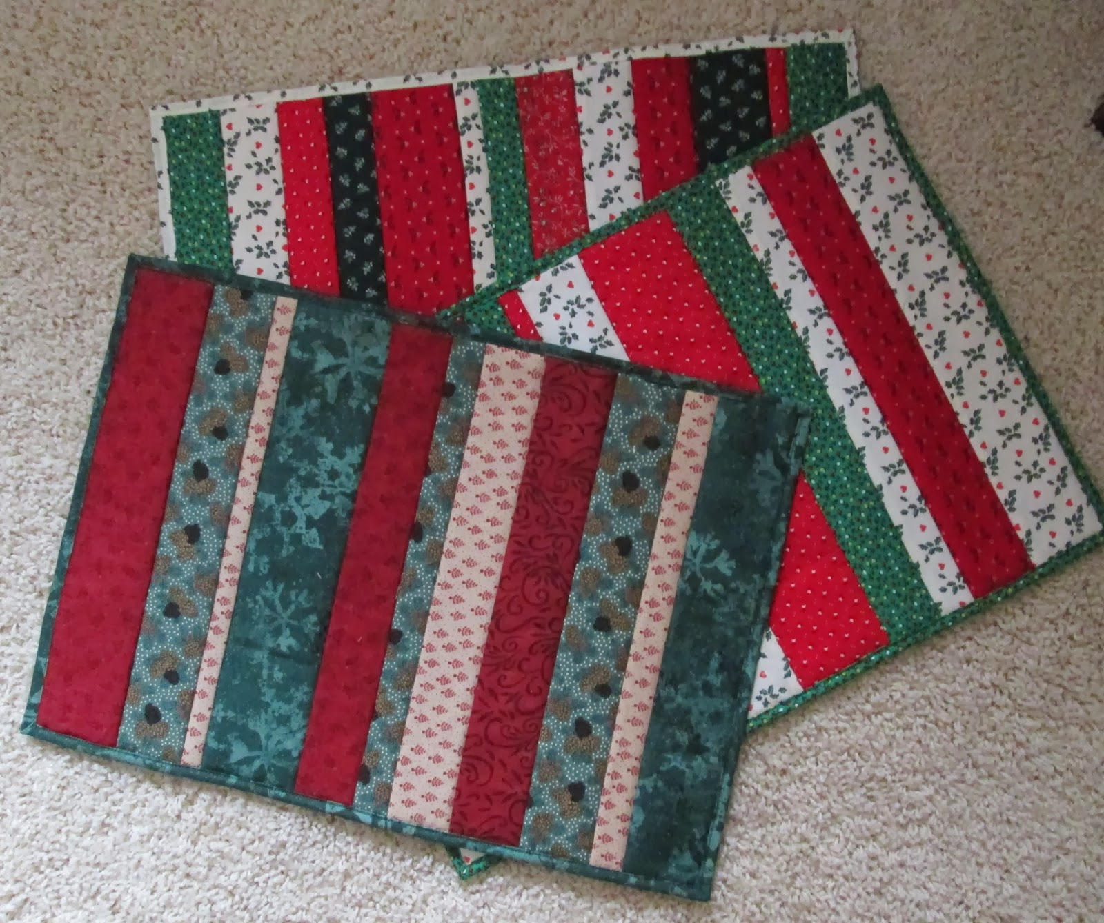 Quilts Etc! Holiday Placemats A Bit of Cheer