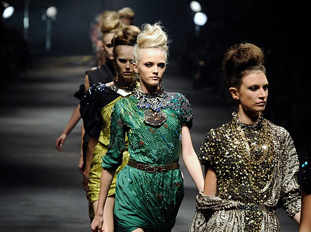 RAG FASHION SHOW 2011