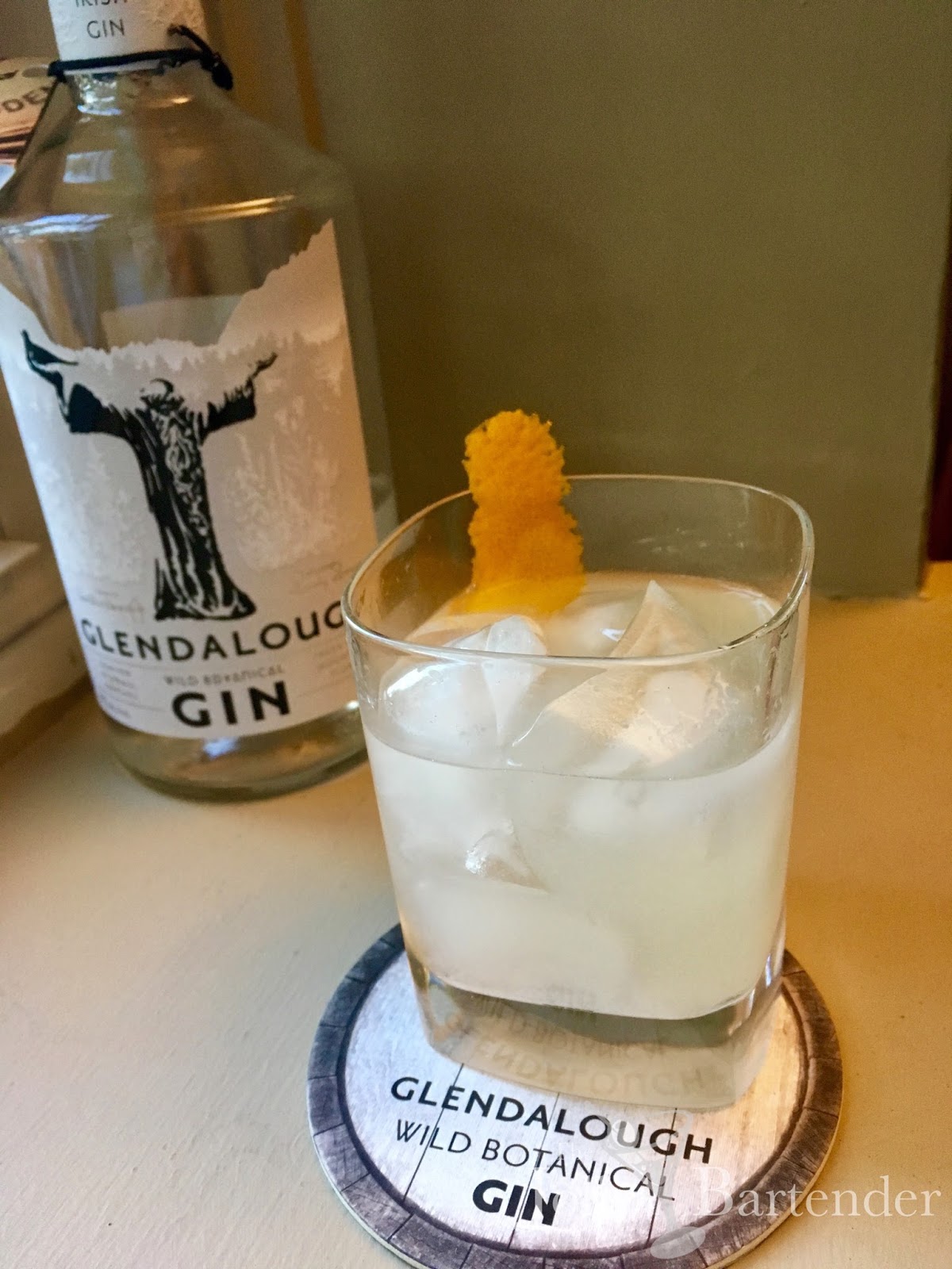 The Jolly Bartender Gin Sling