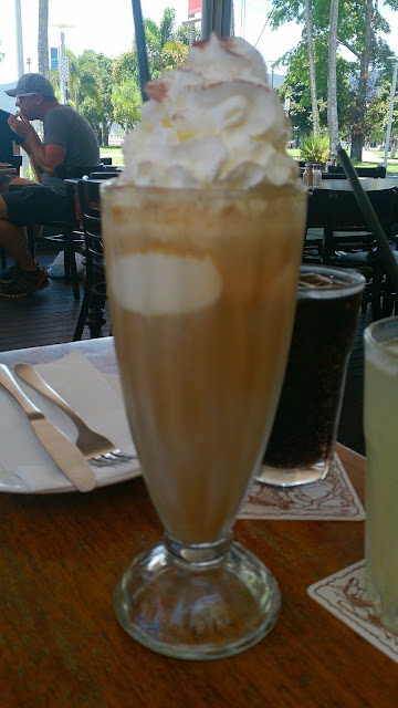 La Pizza, Cairns, iced coffee