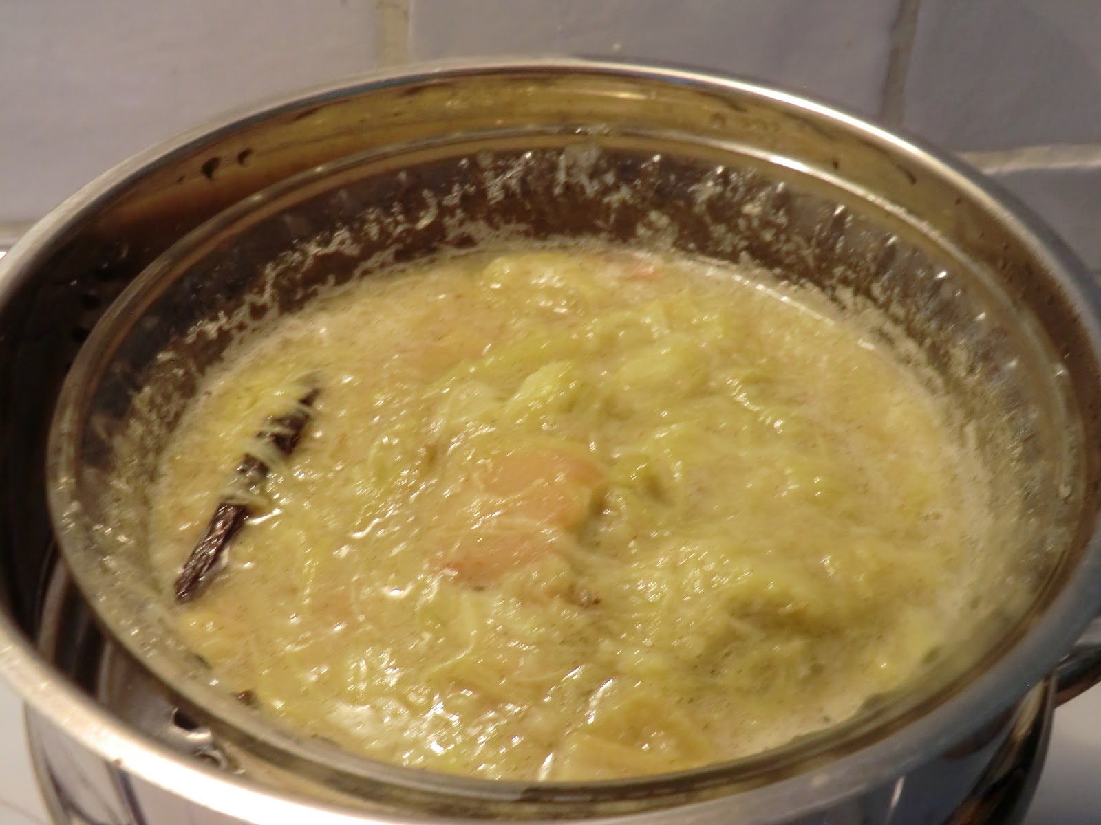 Compote à la rhubarbe et vanille, cuite à la vapeur douce Ma petite