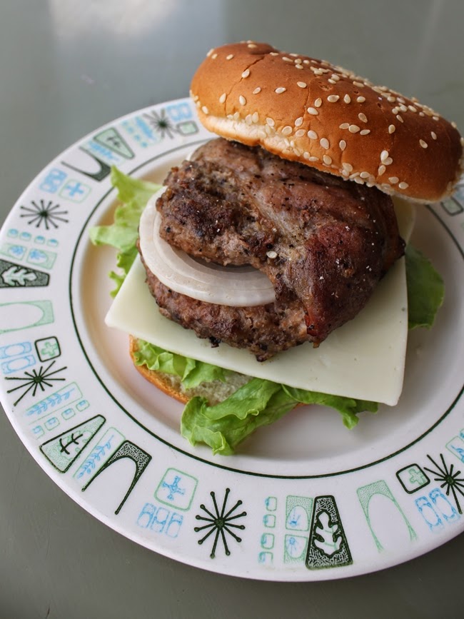 1950s bacon-wrapped, onion-stuffed burger recipe / Va-Voom Vintage