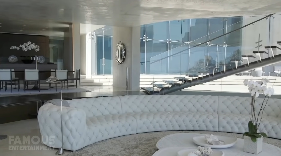 59 Interior Design Photos vs. Alicia Keys & Swizz Beats $20.8 Million Razor Luxury Mansion Tour