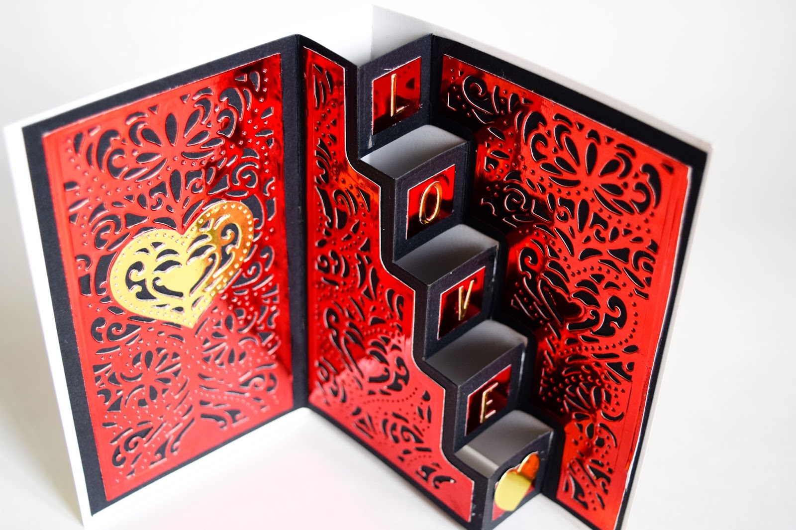 Tavana Creations: Die'Sire Create-A-Card Die set 
