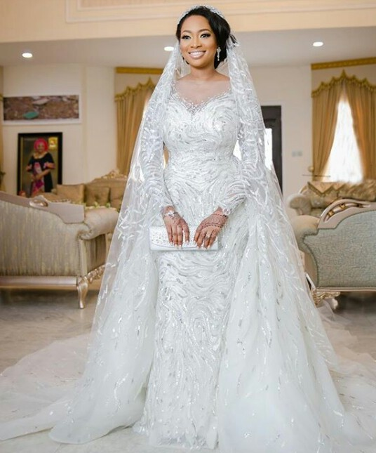 Fateema Ganduje's Gorgeous Wedding Gown - Simply Entertainment Reports ...