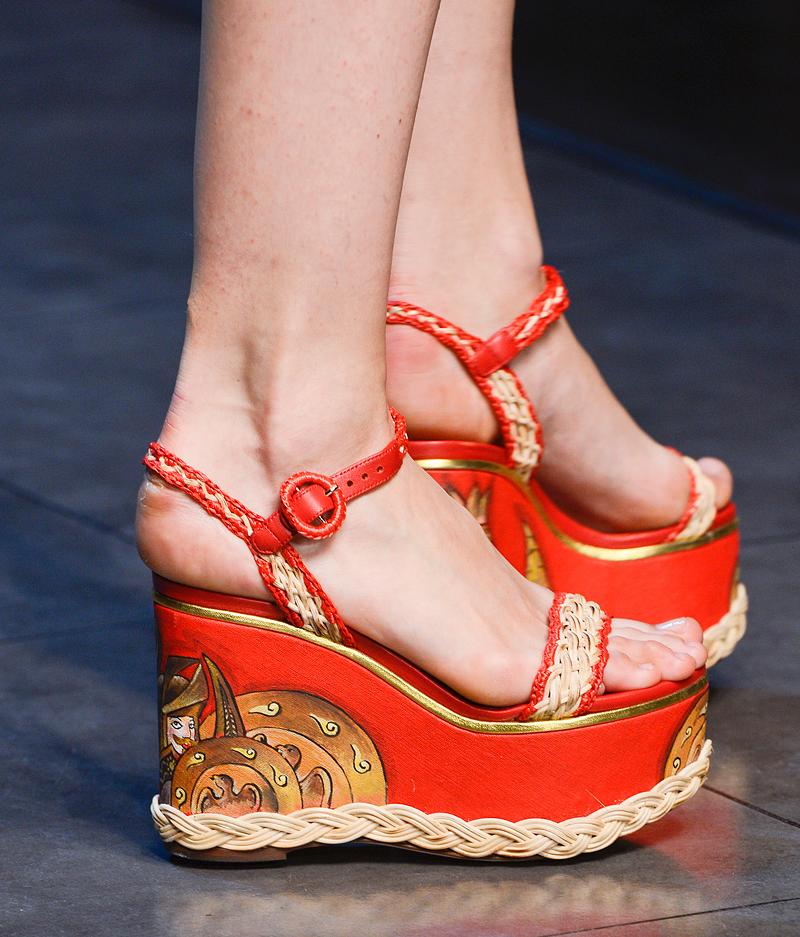 dolce and gabbana wedges