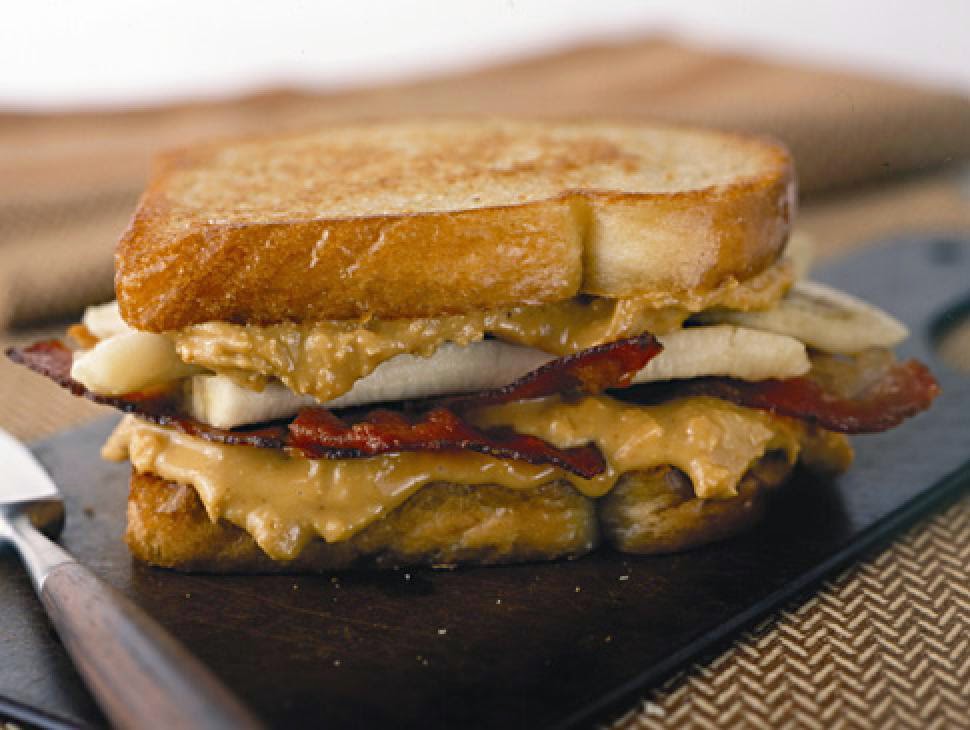 Traveloscopy Travelblog Elvis Loves Peanut Butter