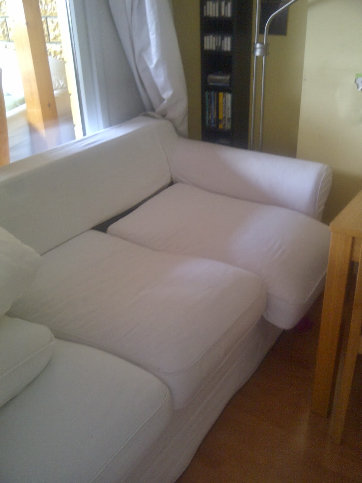 IKEA Ektorp yataklı koltuk sakın almayın, çok pişman olursunuz