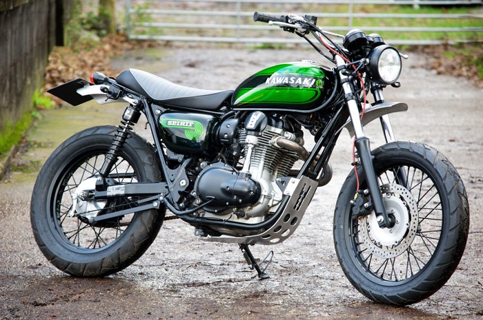 Kawasaki w800 Cafe
