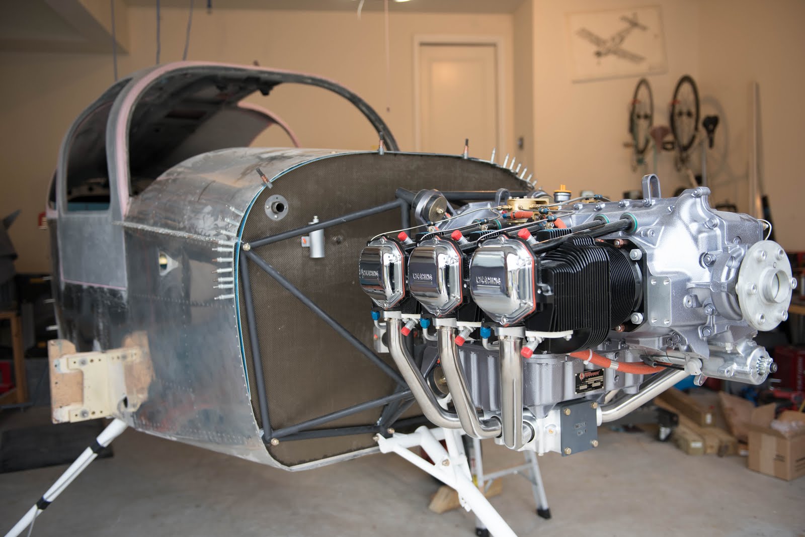 RV10 Mounting the Engine!