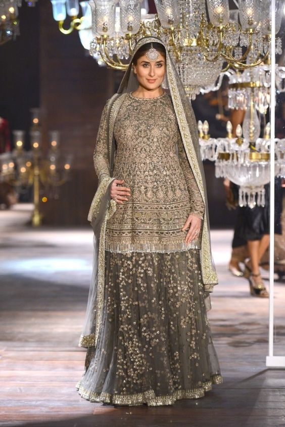 lehenga for pregnant ladies online