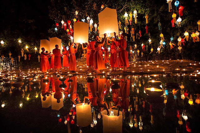 When is Loy Krathong celebrated?