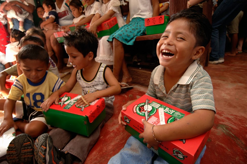 Shoe Boxs Help Kid For Christmad Shoe Boxs Help Kid For Christmad