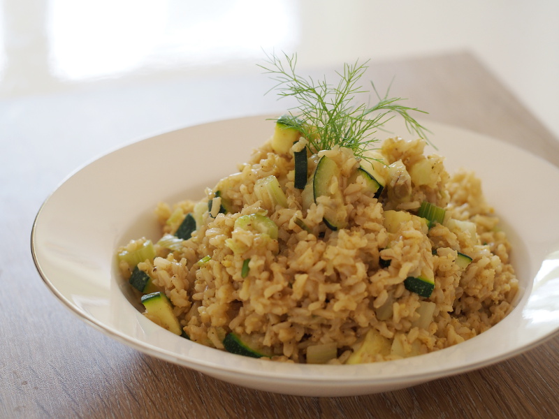 Reis mit Ei, Fenchel und Zucchini (4 Portionen)