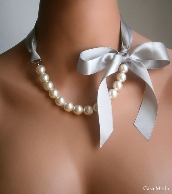 the pink clutch Pearls 101