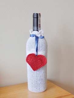 knitted wine etui