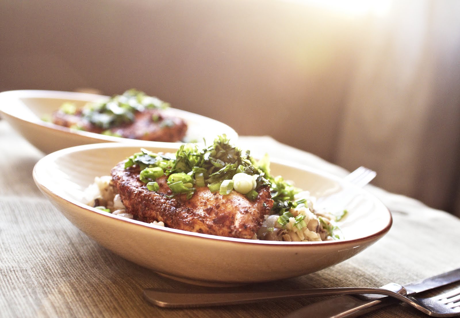 This Urban Kitchen Spiced Chicken with BlackEyed Peas and Rice