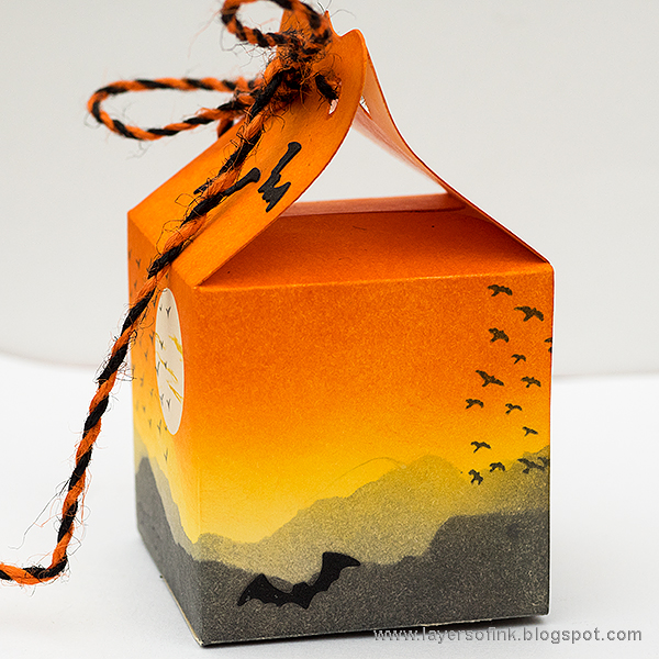 Layers of ink - Inky Halloween Box Tutorial by Anna-Karin with stamps by Hero Arts.