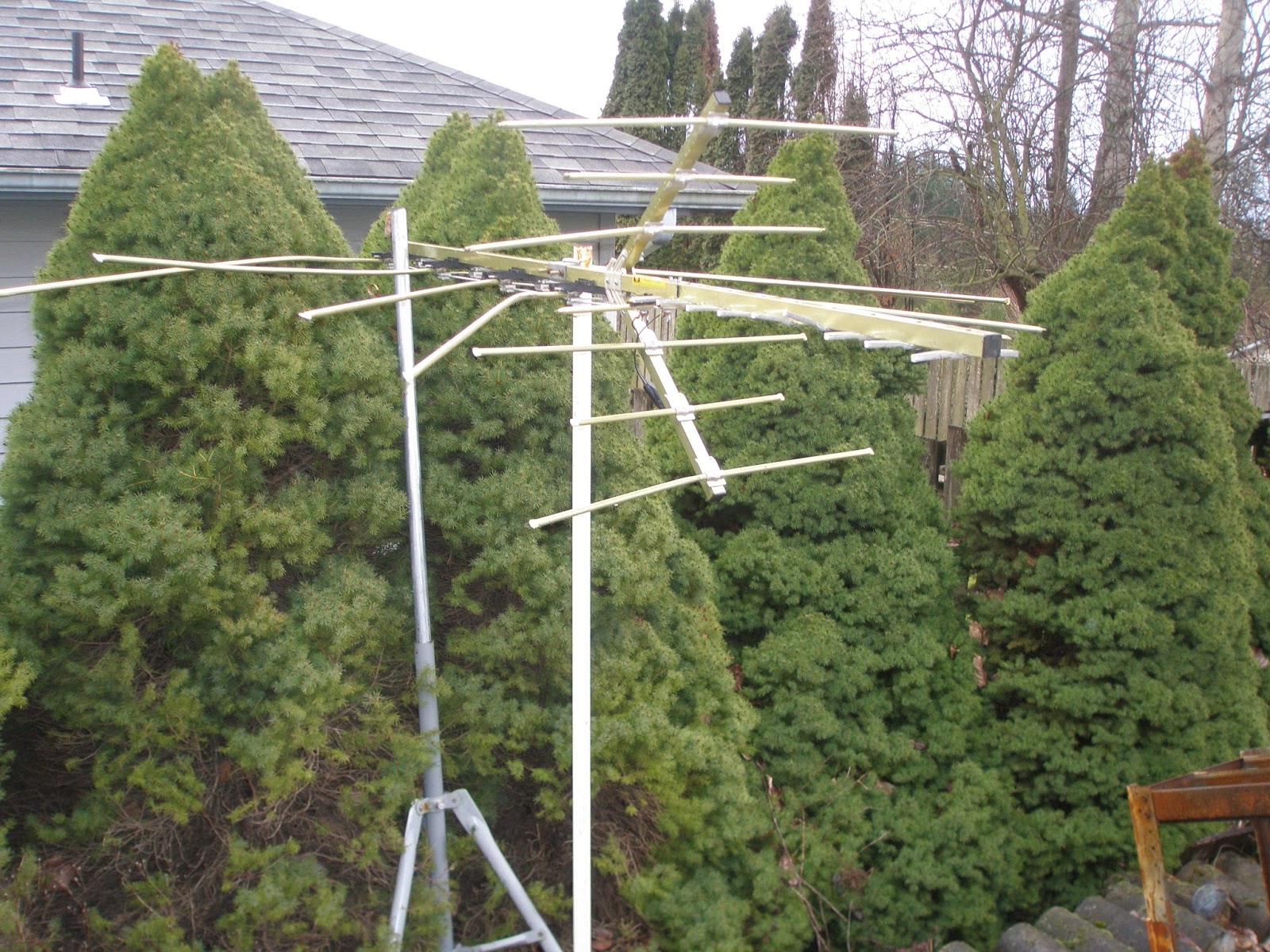 The Handier Man How to cut the cord. Free Antenna TV