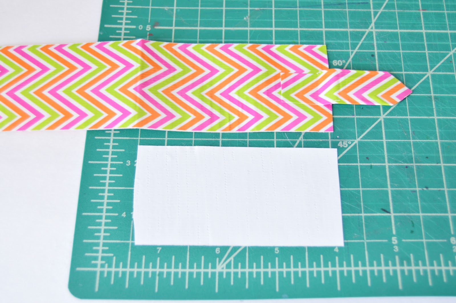 Vikalpah DIY Luggage Tag using duct tape