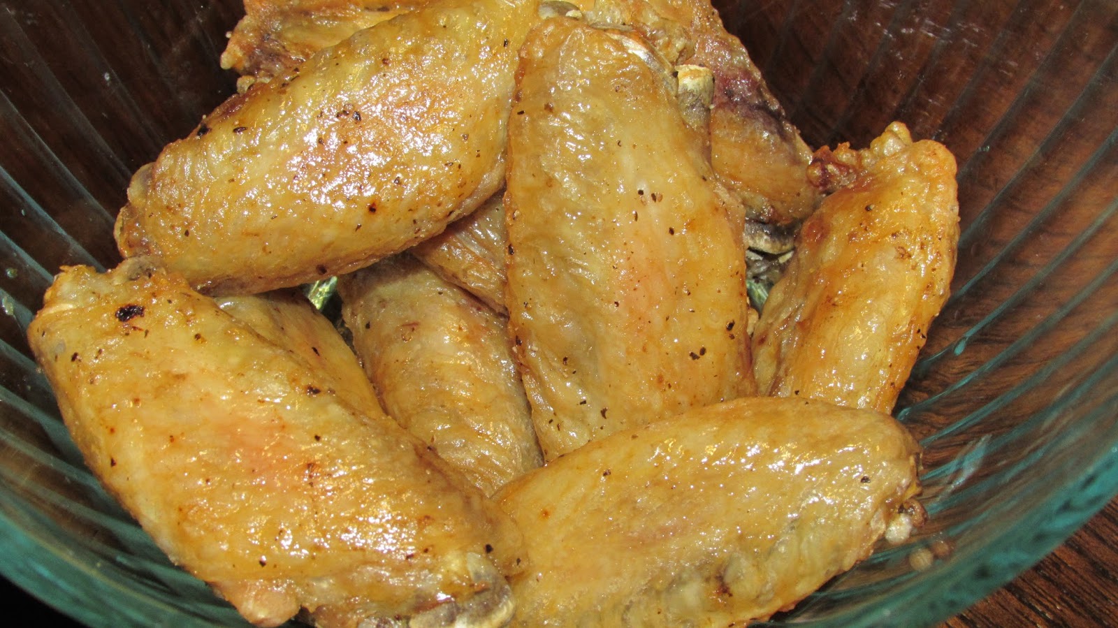 Pressure Cooker and Air Fryer Chicken Wings