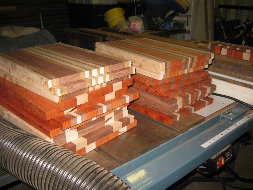 Fem's Handcrafted Hardwood Boards