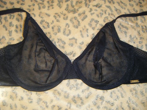Comparing a 30DD with 30D in Gossard Glossies Moulded Bra (6271
