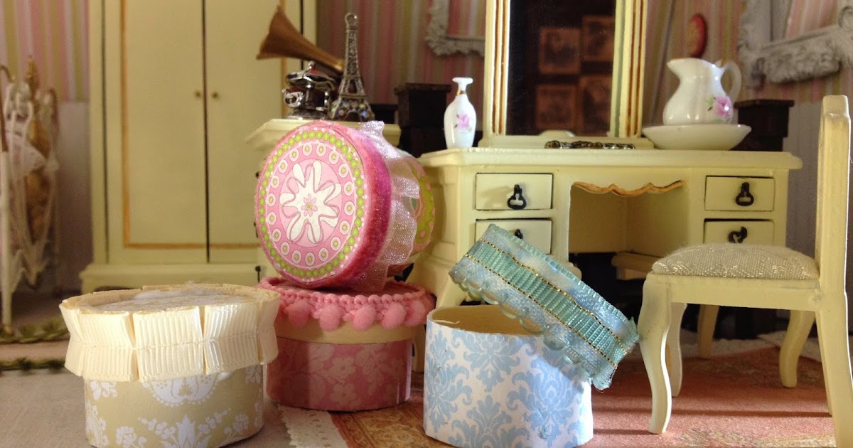 Jocelyn's Mountfield Dollhouse Quick and Easy Hat Boxes from Wooden