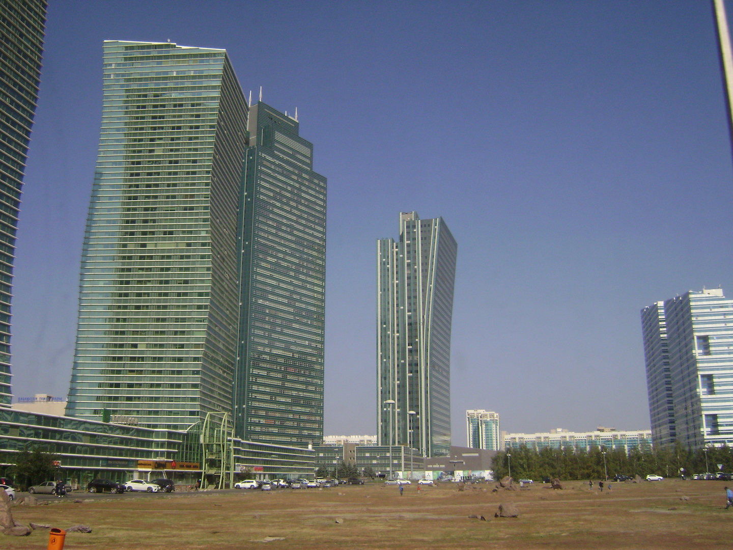 Изумрудный квартал казахстан