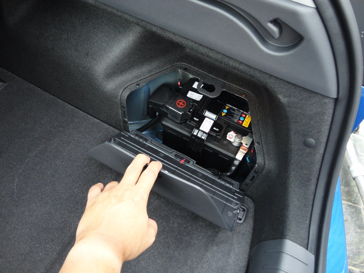 MotoringMalaysia TEST DRIVE 2017 HYUNDAI IONIQ HEV Plus Torque