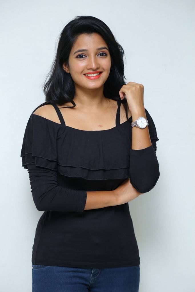 Deepthi Shetty At Sriramudinta Srikrishnudanta Trailer Launch Stills