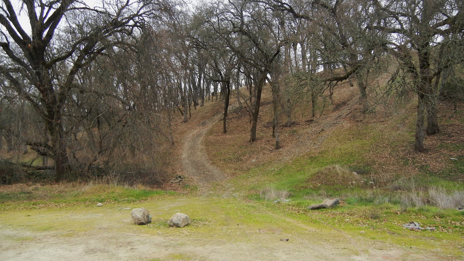 Peachy Hiker Miners Ravine near Roseville, CA