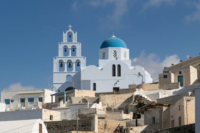 Chiesa a Pyrgos-Santorini