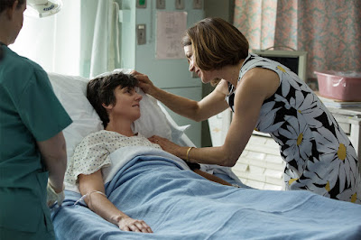 Tig Notaro and Rya Kihlstedt in One Mississippi