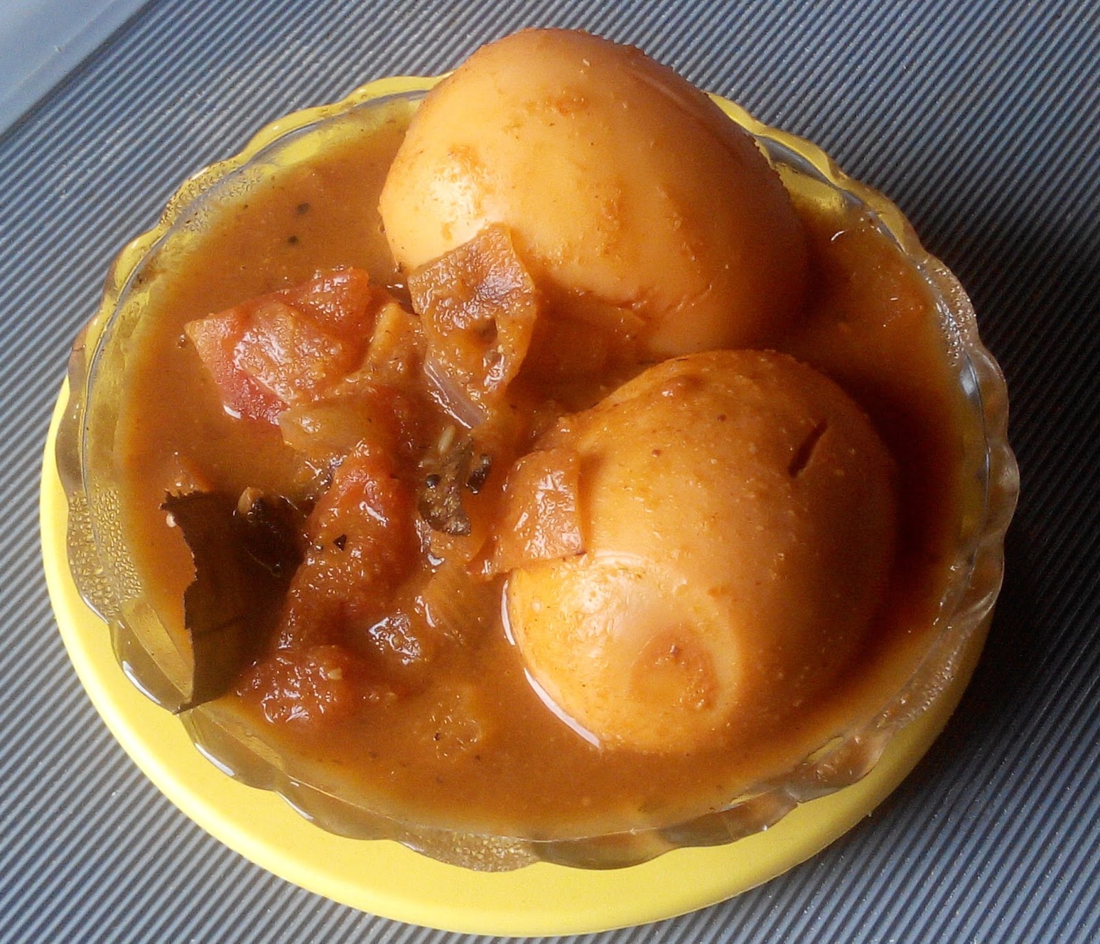 FRESH MASALA EGG GRAVY