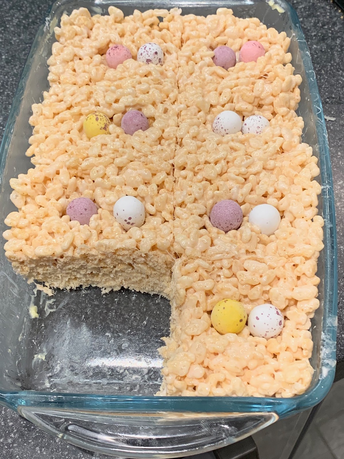 Mini Eggs Marshmallow Crispy Treats