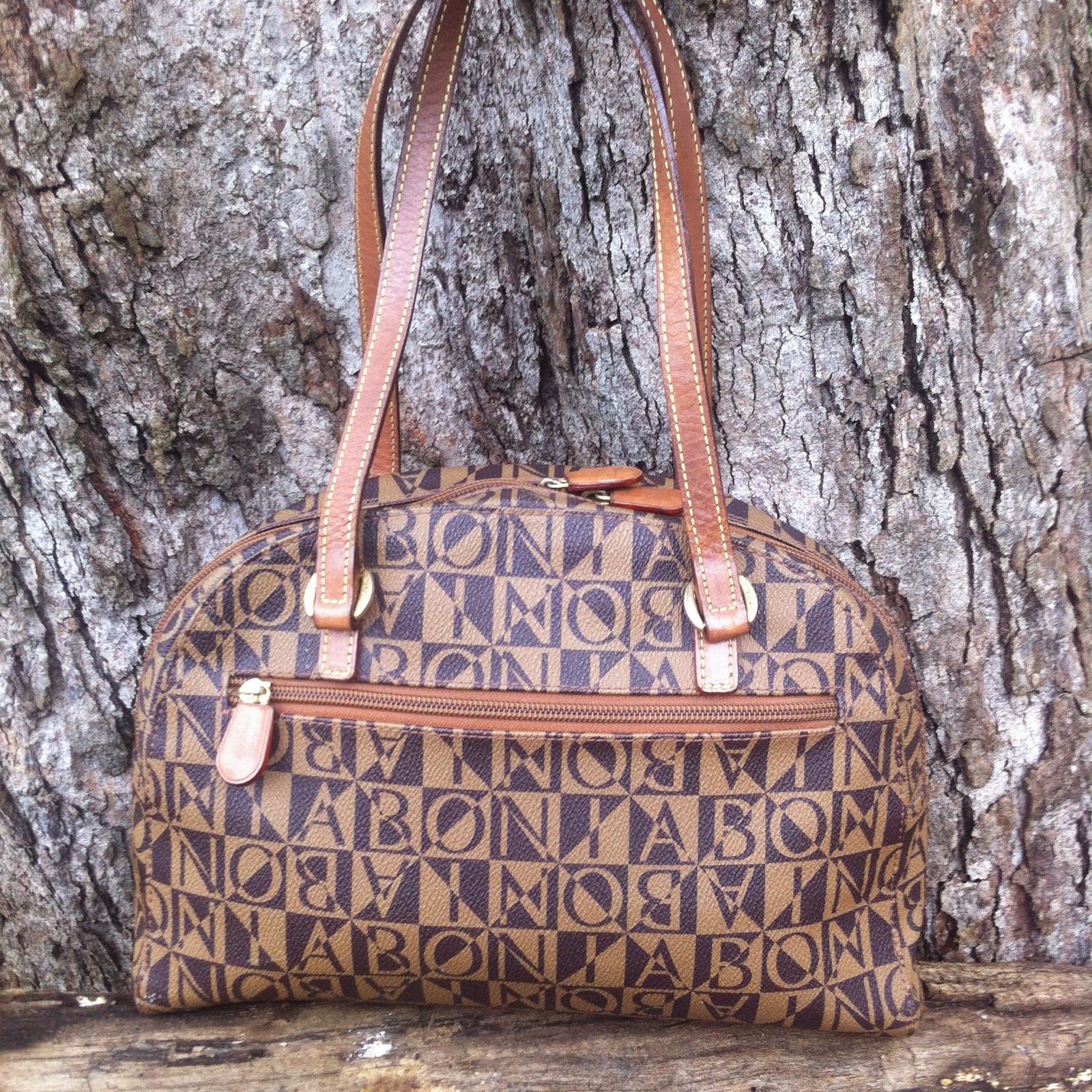 jacquemus bag le bisou