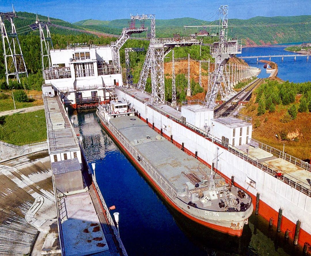 красноярск судоподъемник гэс. гтс красноярского края. гэс дивногорск красноярский край. гтс красноярского края. гэс красноярского края судоподъемник.