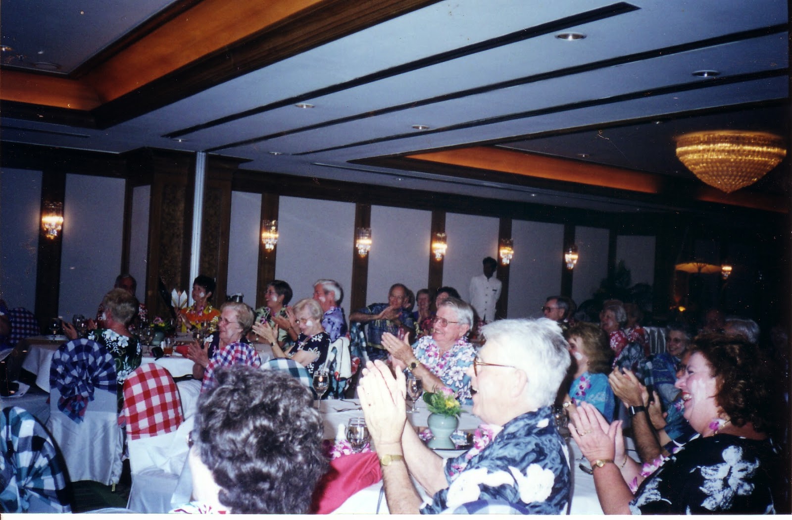 โรงละครมายากล ณฤทธิ์โชว์ PLAYHOUSE THEATER, ASIA HOTEL BANGKOK