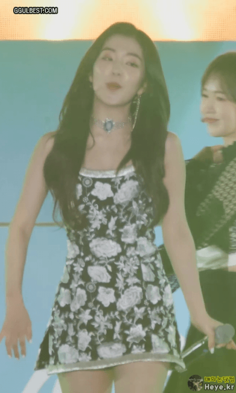 레드벨벳 나시 원피스 아이린