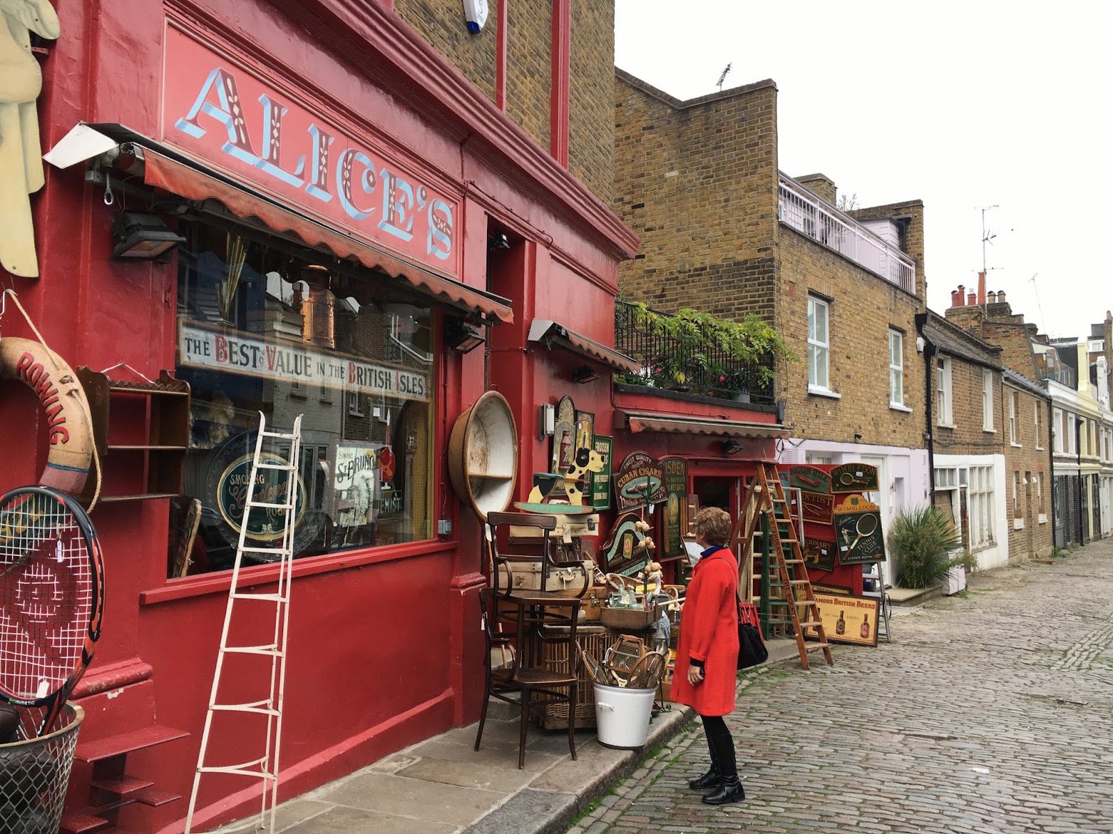 Portobello Road Antiques Market Nottinghill, London Travel is my