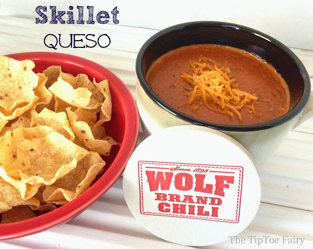 Copycat Skillet Queso and chips