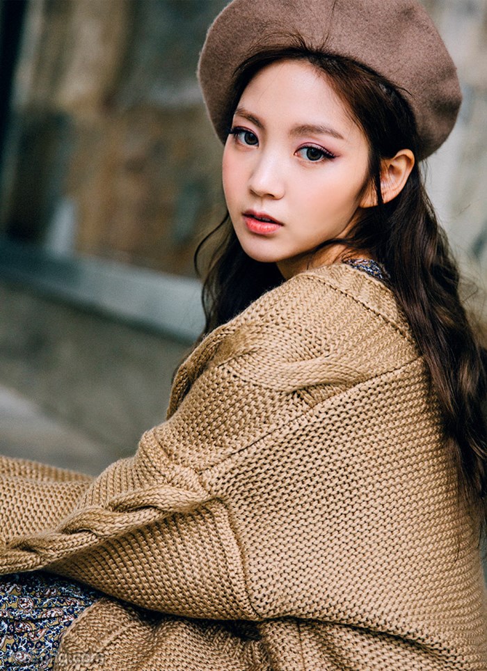 Beautiful Chae Eun in the October 2016 fashion photo series (144 photos) photo 4-6