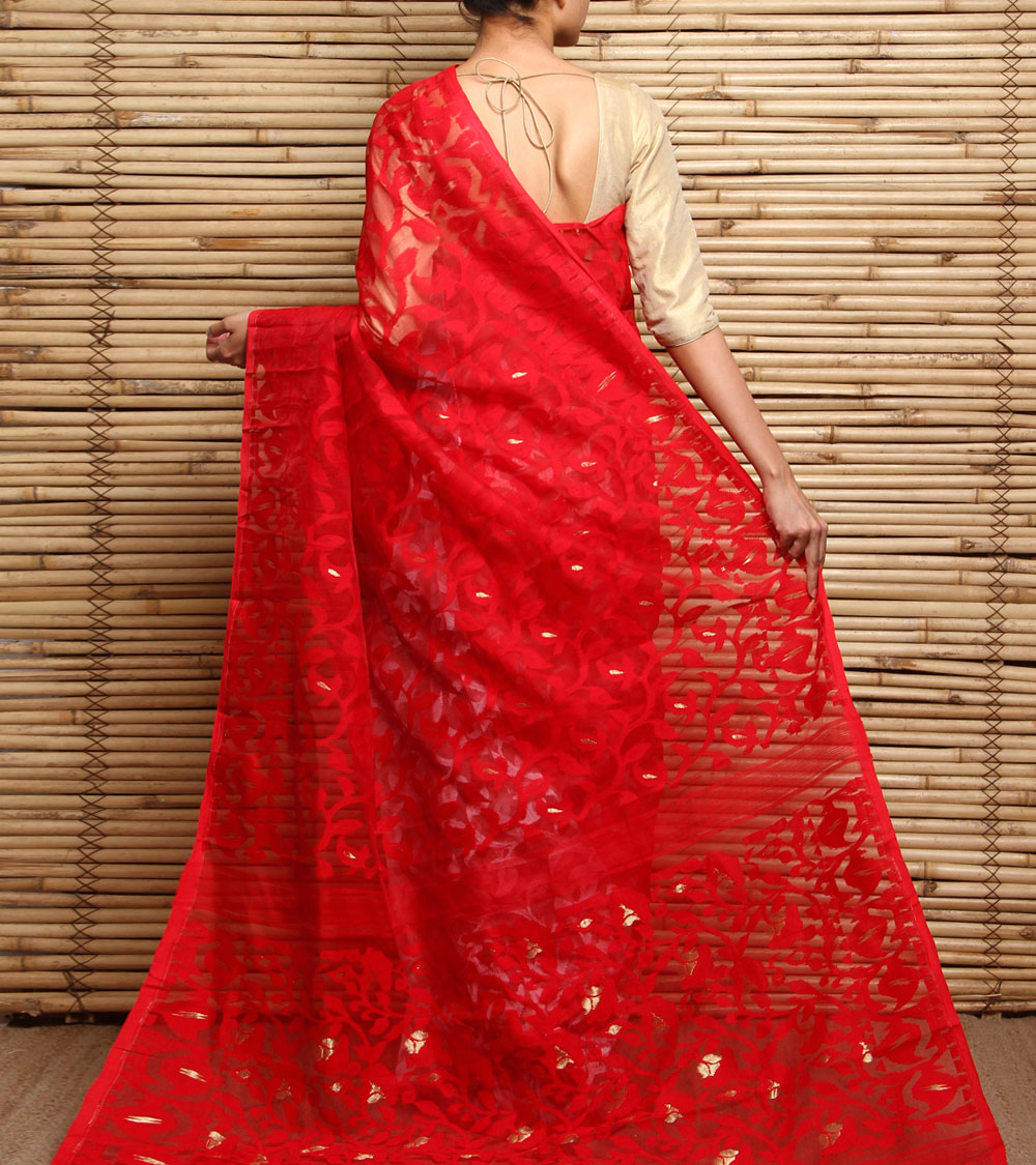 Masuma Jamdani Linen Handloom Sari – Kasturi Kundal