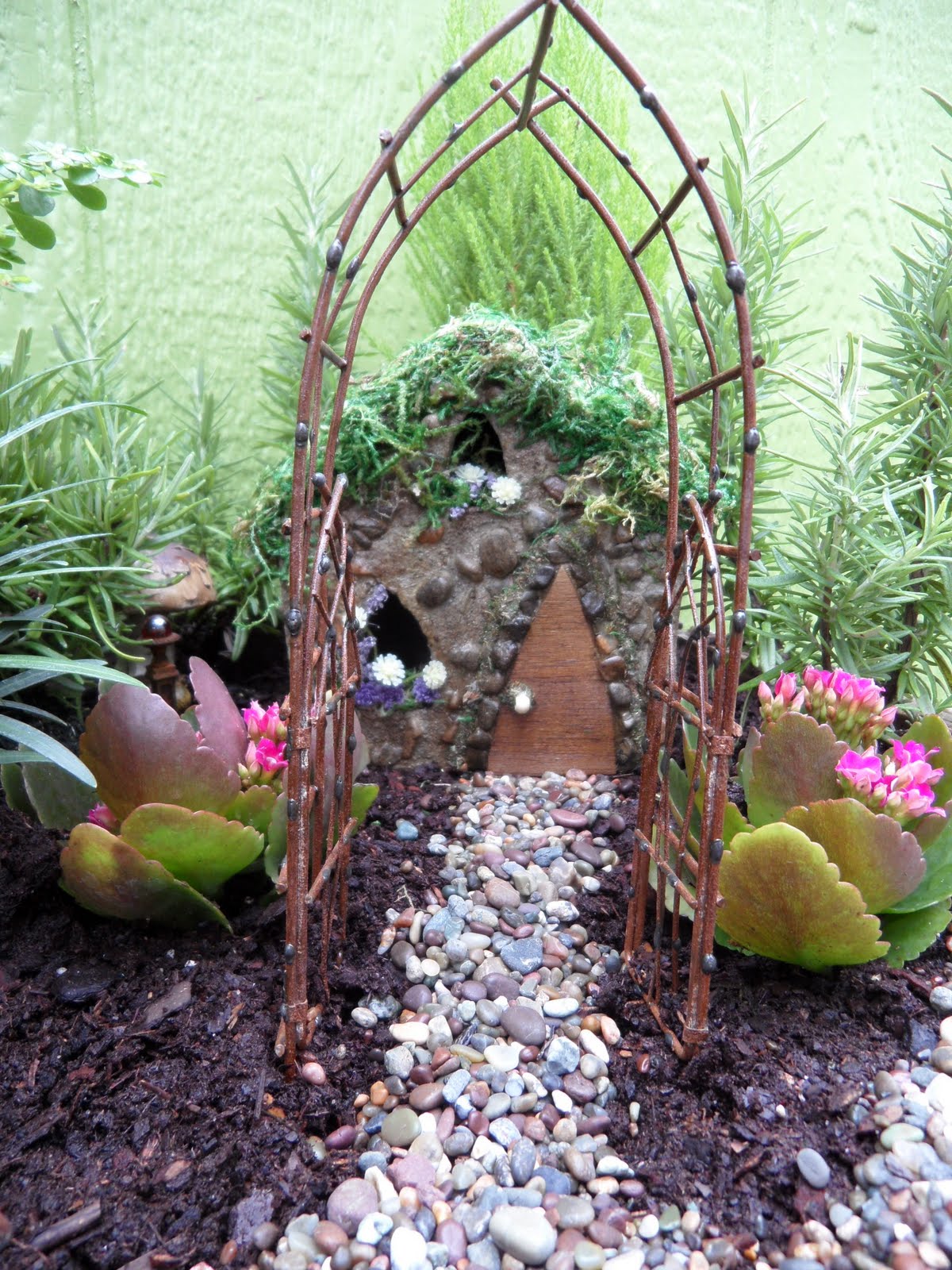 How To Build A Fairy Garden